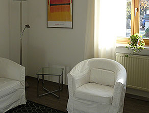 Der Gesprächsraum der Praxis für Kinder und Jugendliche Ansorge Waltraud zur Nordseite